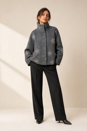 Chaqueta de Paño con Bordado de Pedrería