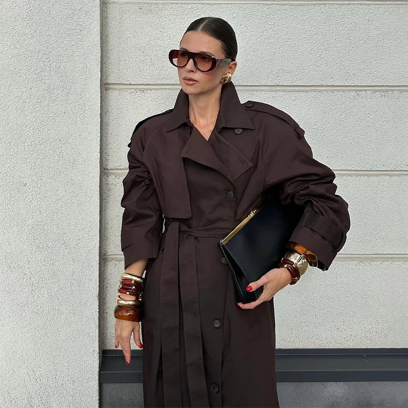 Gabardina Larga de Cuello Alto