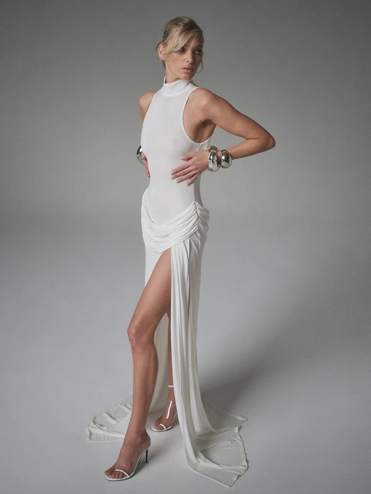 Vestido Largo Plisado Cuello Alto