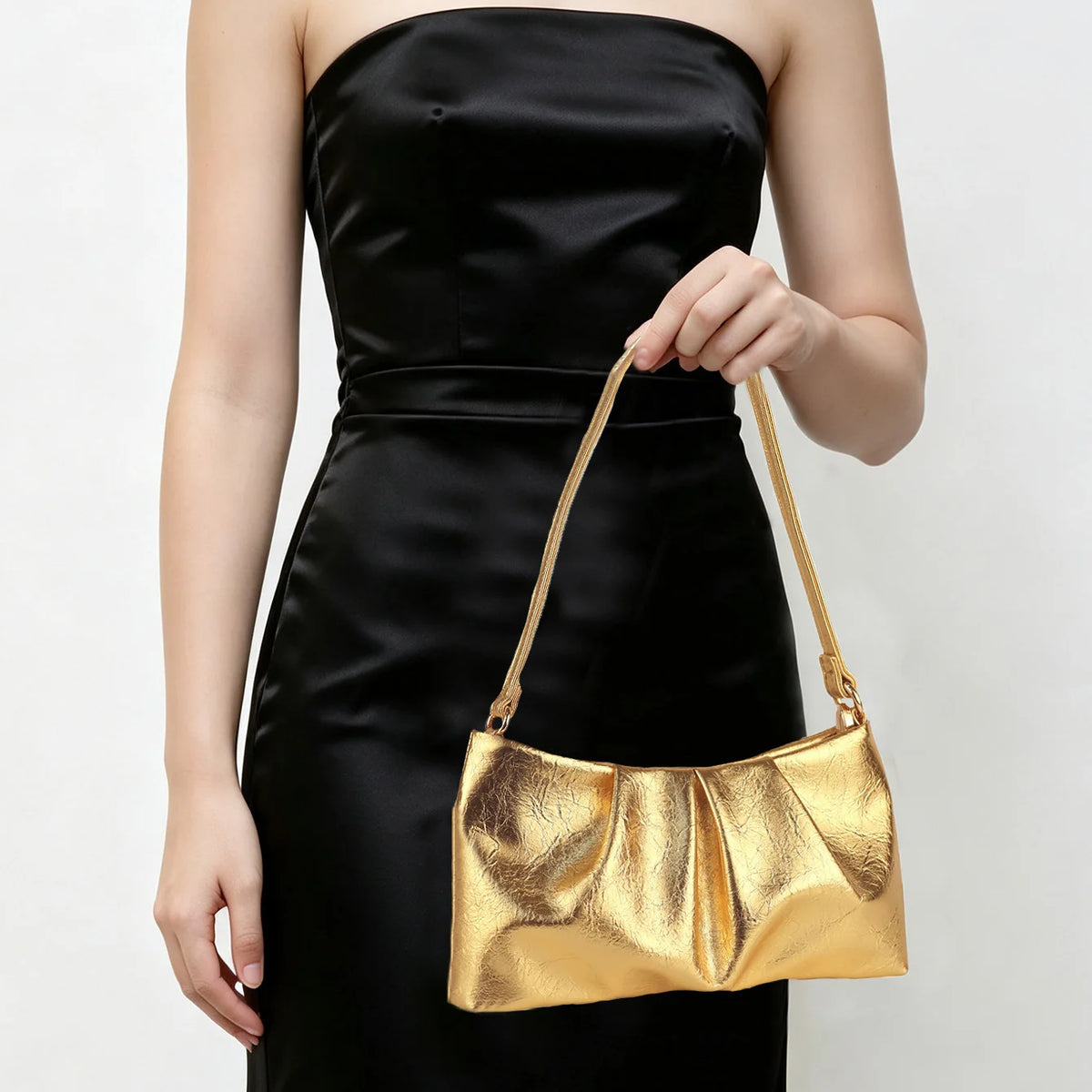 Clutch Fruncido con Cadena