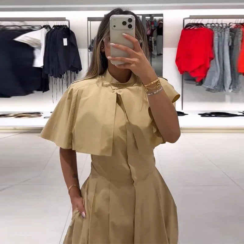 Vestido Camisero con Capa