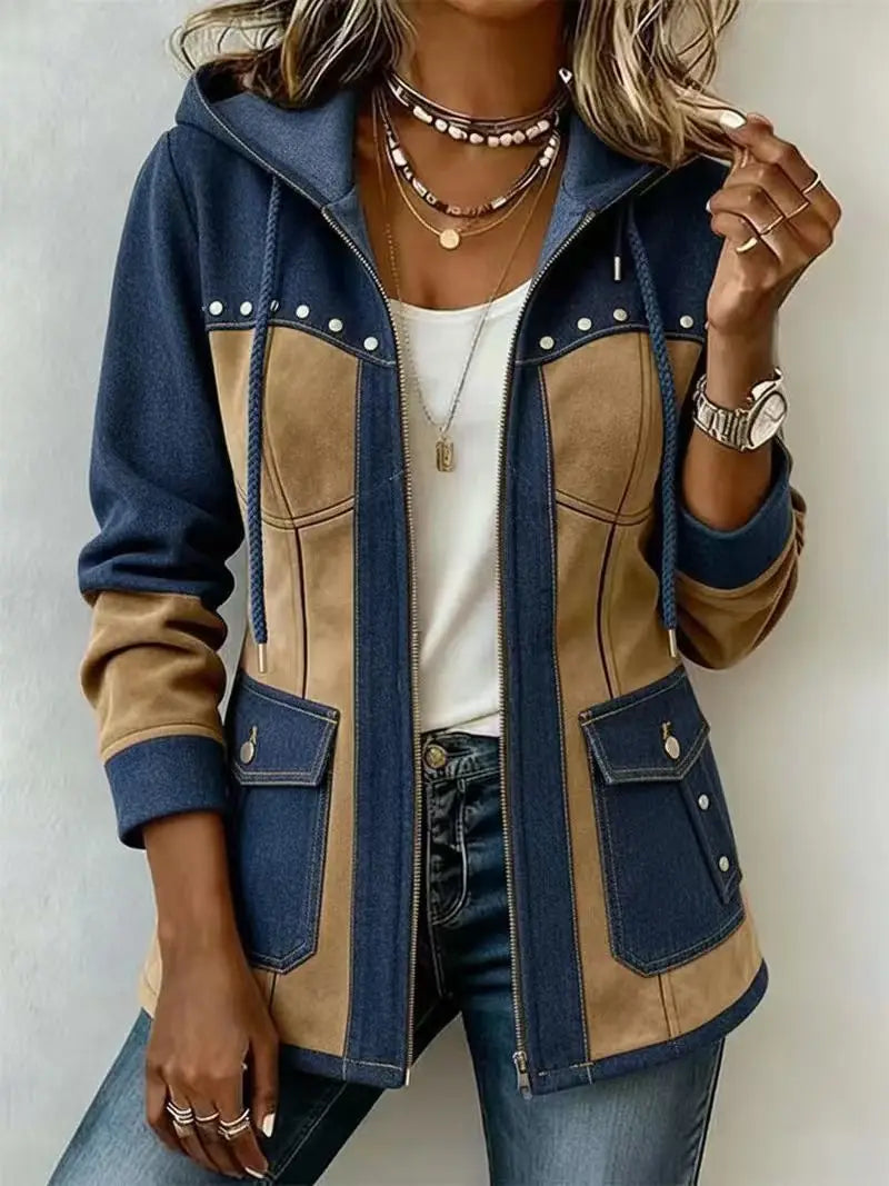 Chaqueta con Capucha Bicolor y Tachuelas