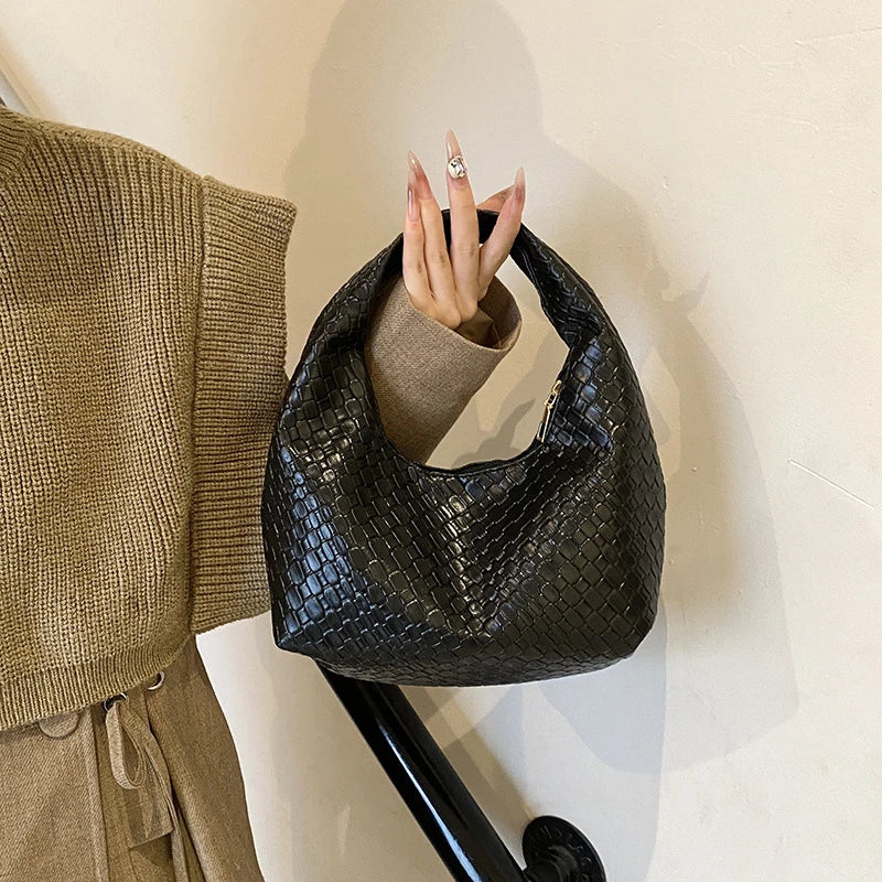 Bolso Hobo Trenzado