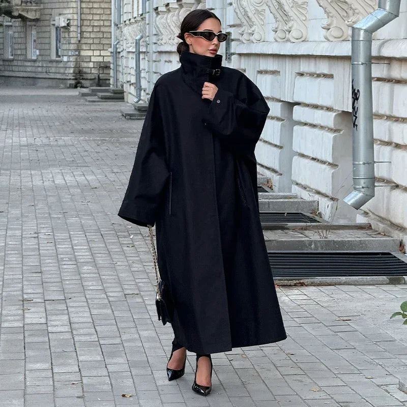 Gabardina Larga de Cuello Alto
