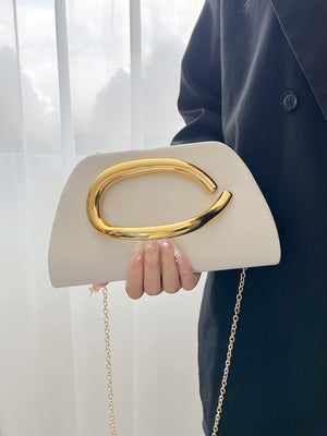Clutch con Asa Dorada