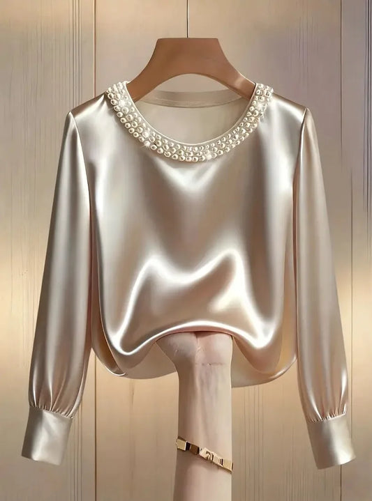 Blusa Satinada con Cuello de Perlas
