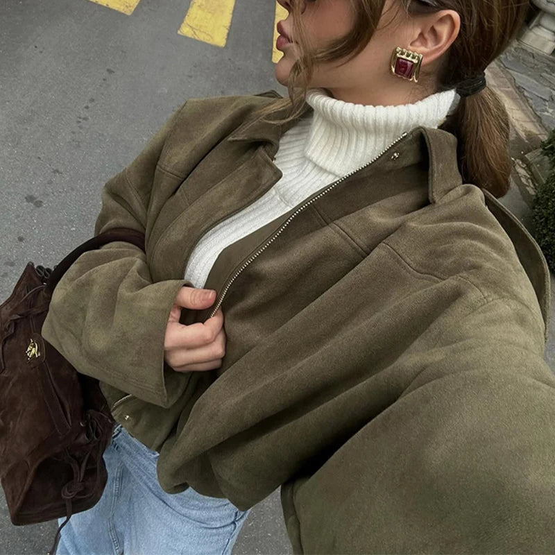Gabardina Larga de Cuello Alto