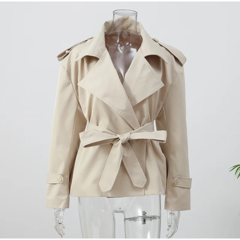 Chaqueta Gabardina Corta con Lazada
