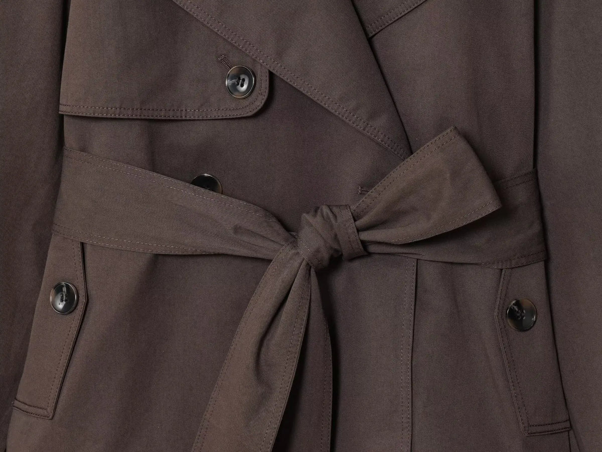 Gabardina Corta Cruzada Estilo Británico