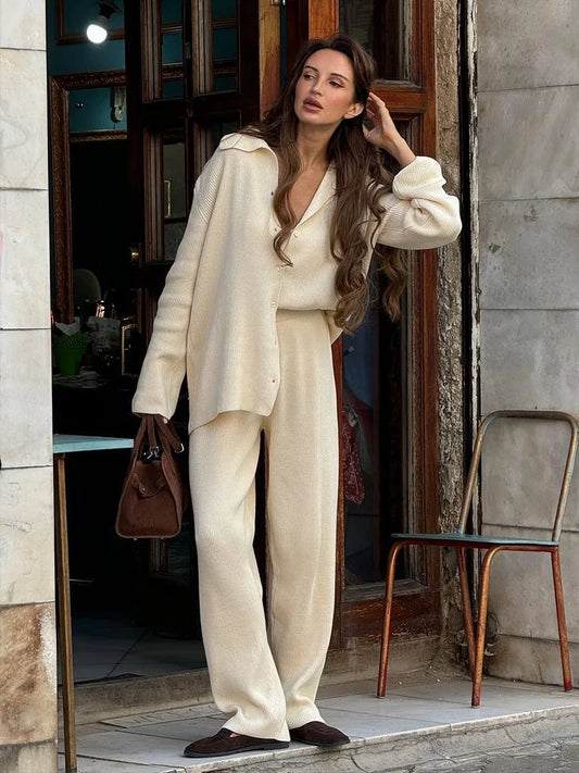 Conjunto de Punto Cárdigan y Pantalón