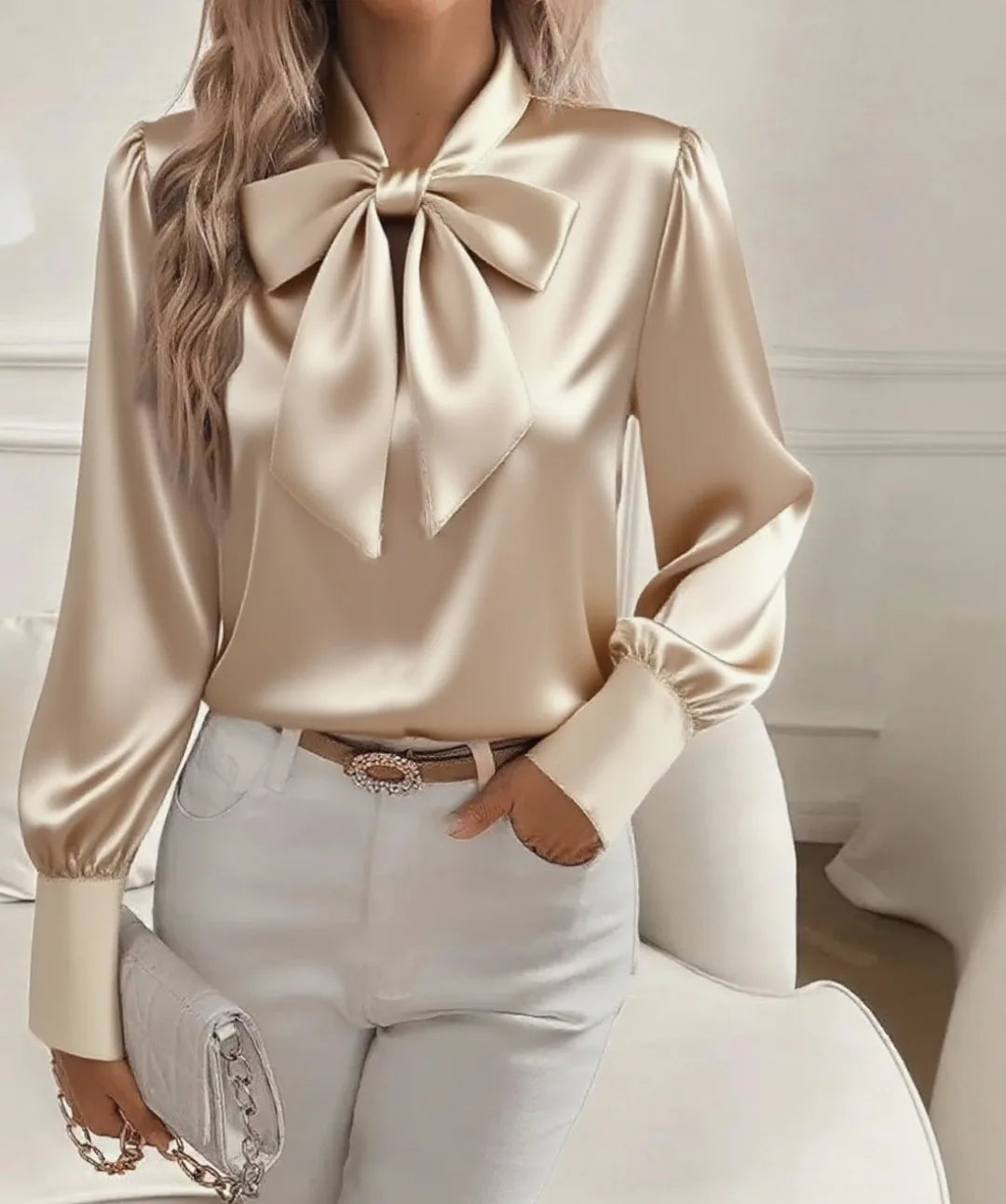 Blusa Satinada con Lazo