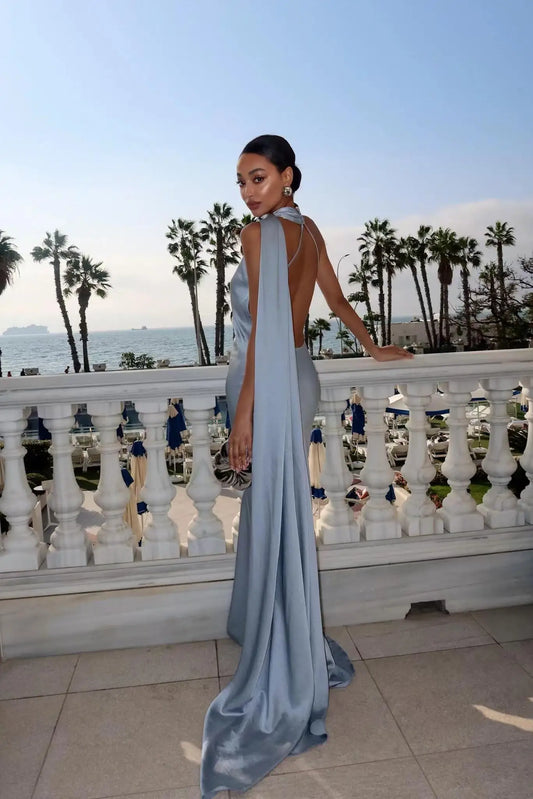 Vestido Largo Satinado Espalda Abierta
