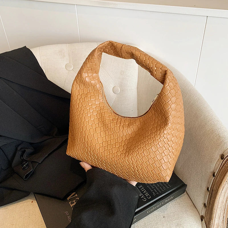 Bolso Hobo Trenzado