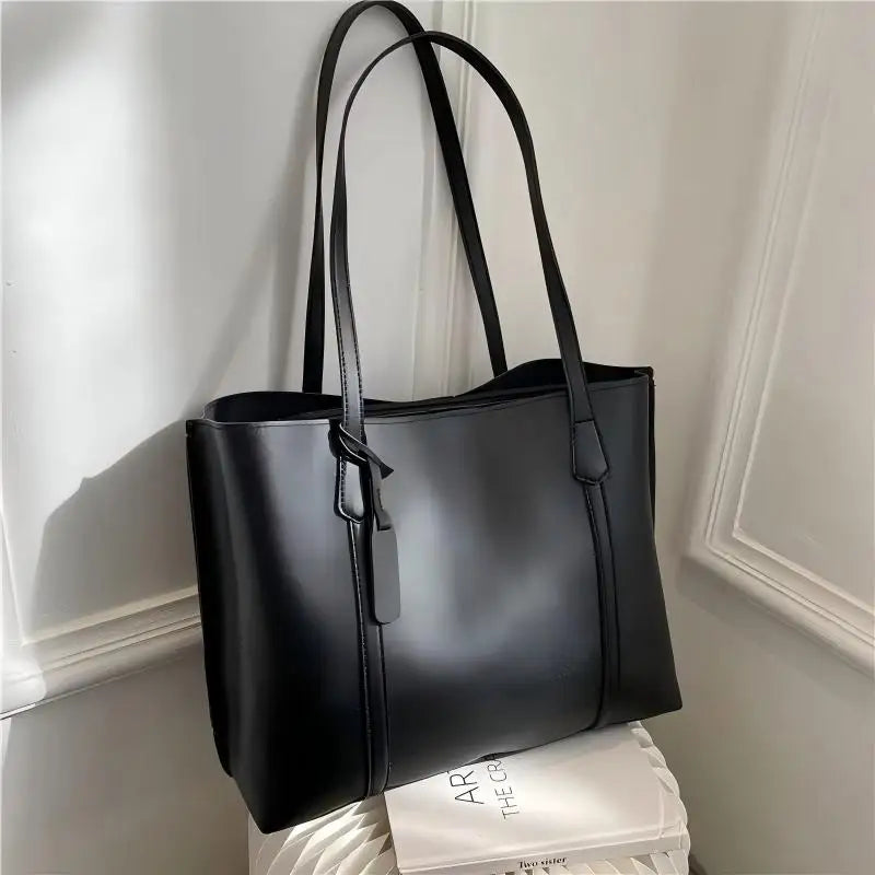 Bolso Tote Minimalista Negro