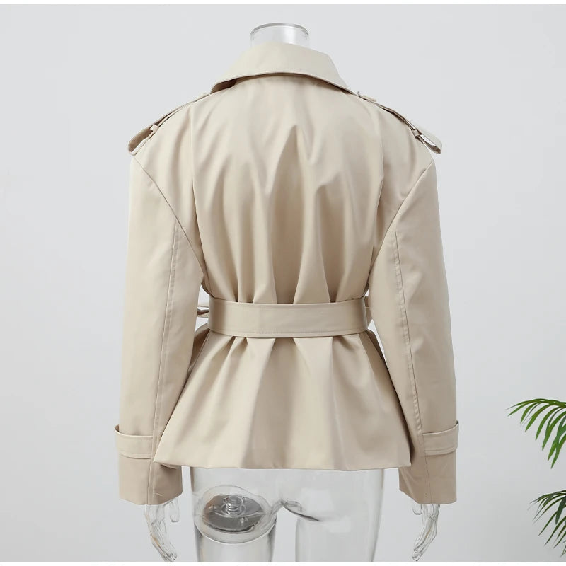 Chaqueta Gabardina Corta con Lazada