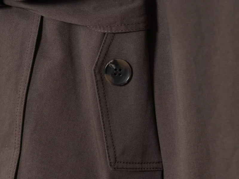 Gabardina Corta Cruzada Estilo Británico