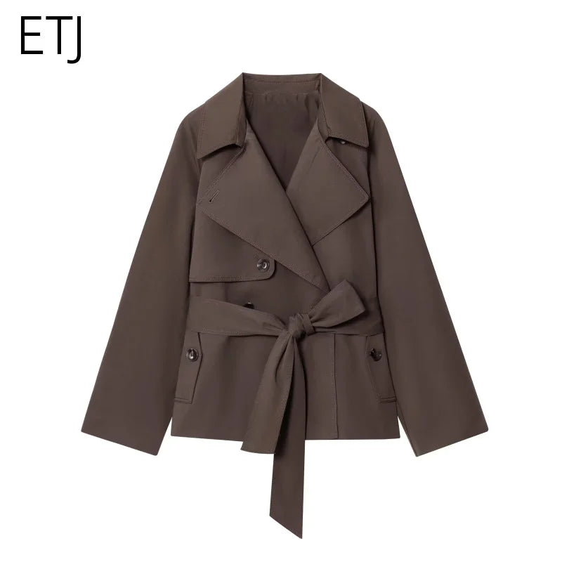 Gabardina Corta Cruzada Estilo Británico