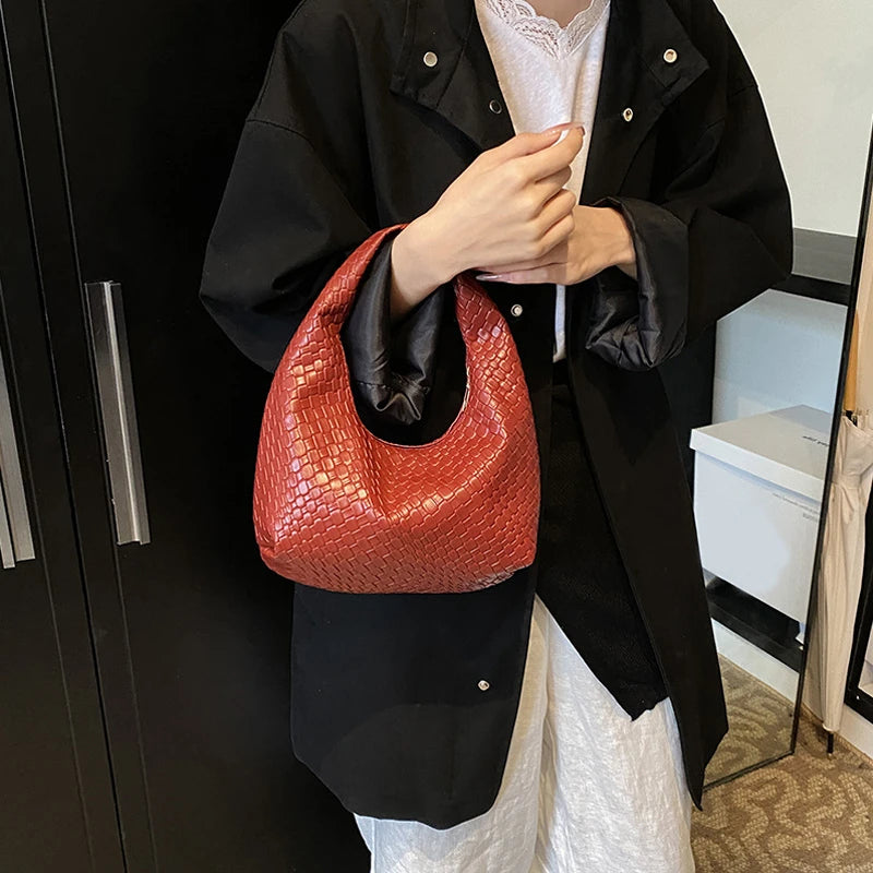Bolso Hobo Trenzado