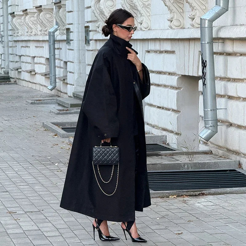 Gabardina Larga de Cuello Alto