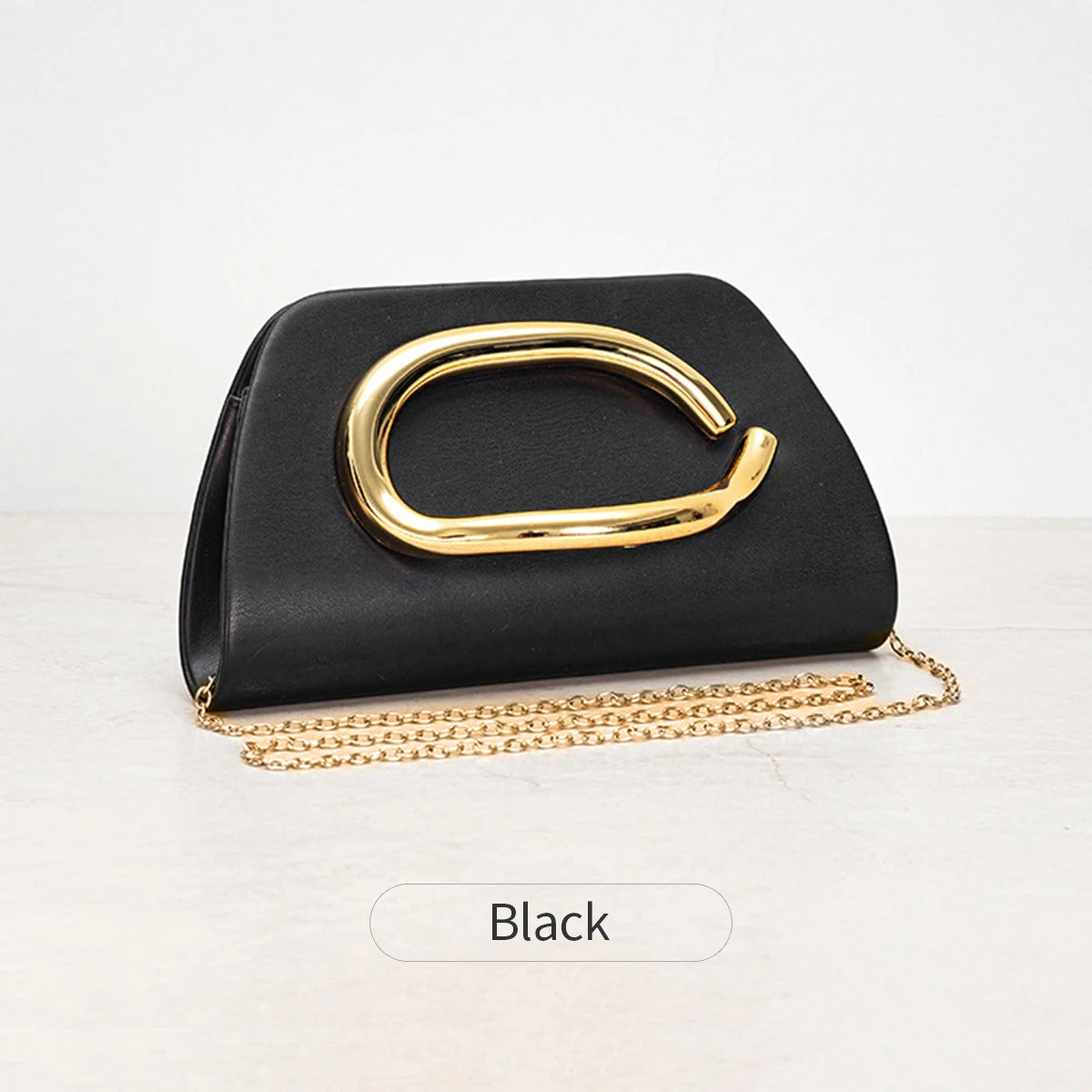 Clutch con Asa Dorada
